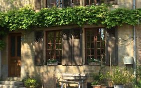 Chez Mémère Hélène